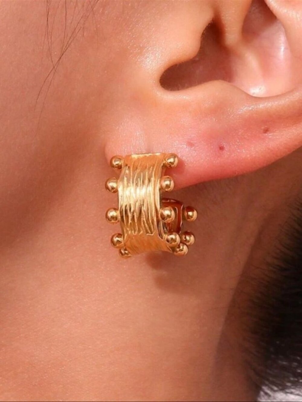 Goldhoopearrings830